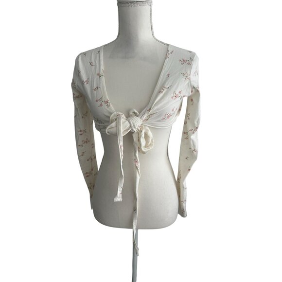 BRANDY MELVILLE White Floral Front Tie Bolero Style Wrap Top One Size - Picture 5 of 8